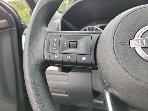 Certified 2023 Nissan Rogue S FWD image 23