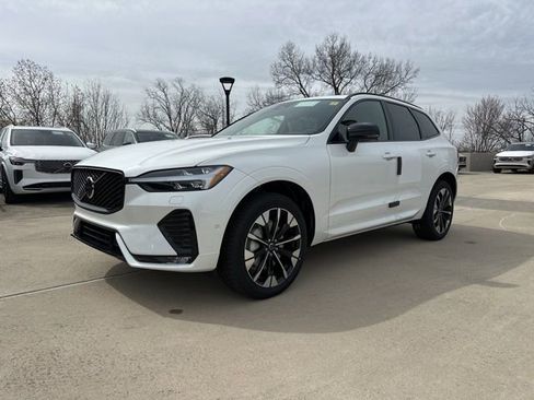 New 2026 Volvo XC60 B5 Plus w/ Protection Package Premier image 3