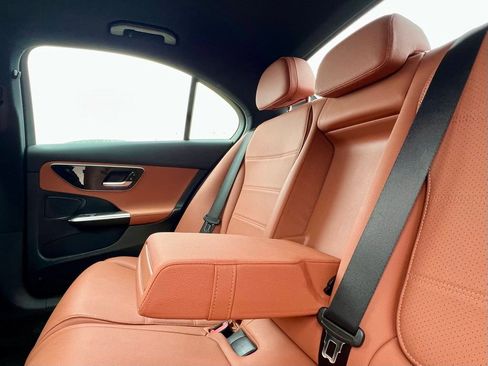 Certified 2022 Mercedes-Benz C 300 4MATIC Sedan image 12