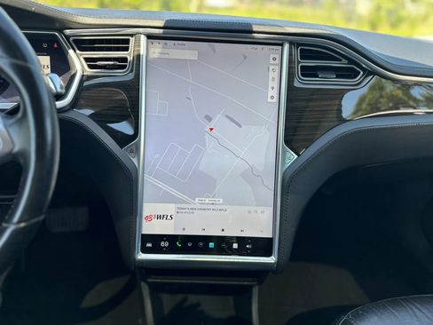 Used 2014 Tesla Model S P85 RWD image 29