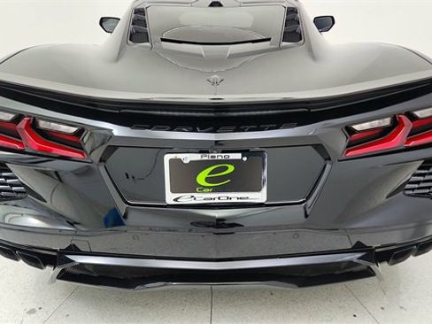 Used 2024 Chevrolet Corvette Stingray w/ Stealth Interior Trim Package image 11