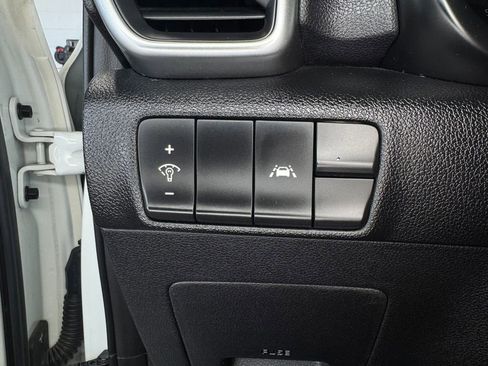 Used 2020 Kia Sportage LX AWD/4WD image 18