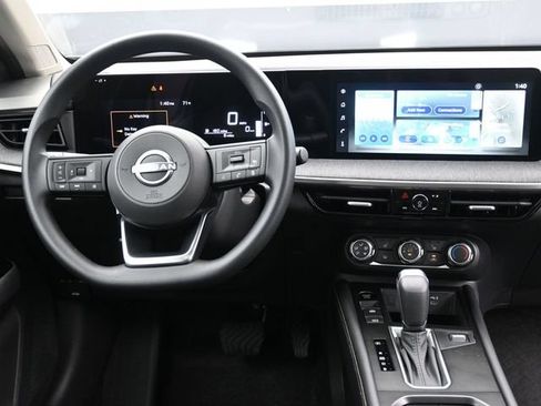 New 2025 Nissan Kicks SV w/ SV Premium Package AWD/4WD image 11