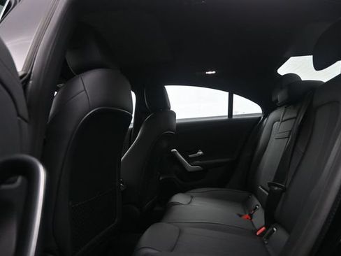 Used 2025 Mercedes-Benz CLA 250 image 11