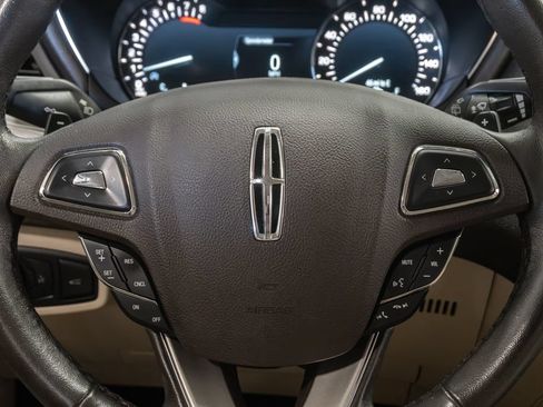 Used 2017 Lincoln MKC Premiere FWD image 14