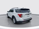 Certified 2022 Ford Explorer XLT w/ Equipment Group 202A image 3