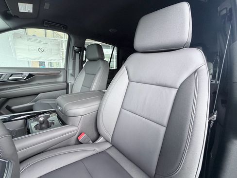 New 2026 Chevrolet Tahoe LT w/ Comfort Package RWD image 23