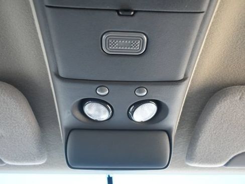 Used 2001 GMC Sierra 2500 4x4 Extended Cab HD w/ Convenience Plus Group image 27