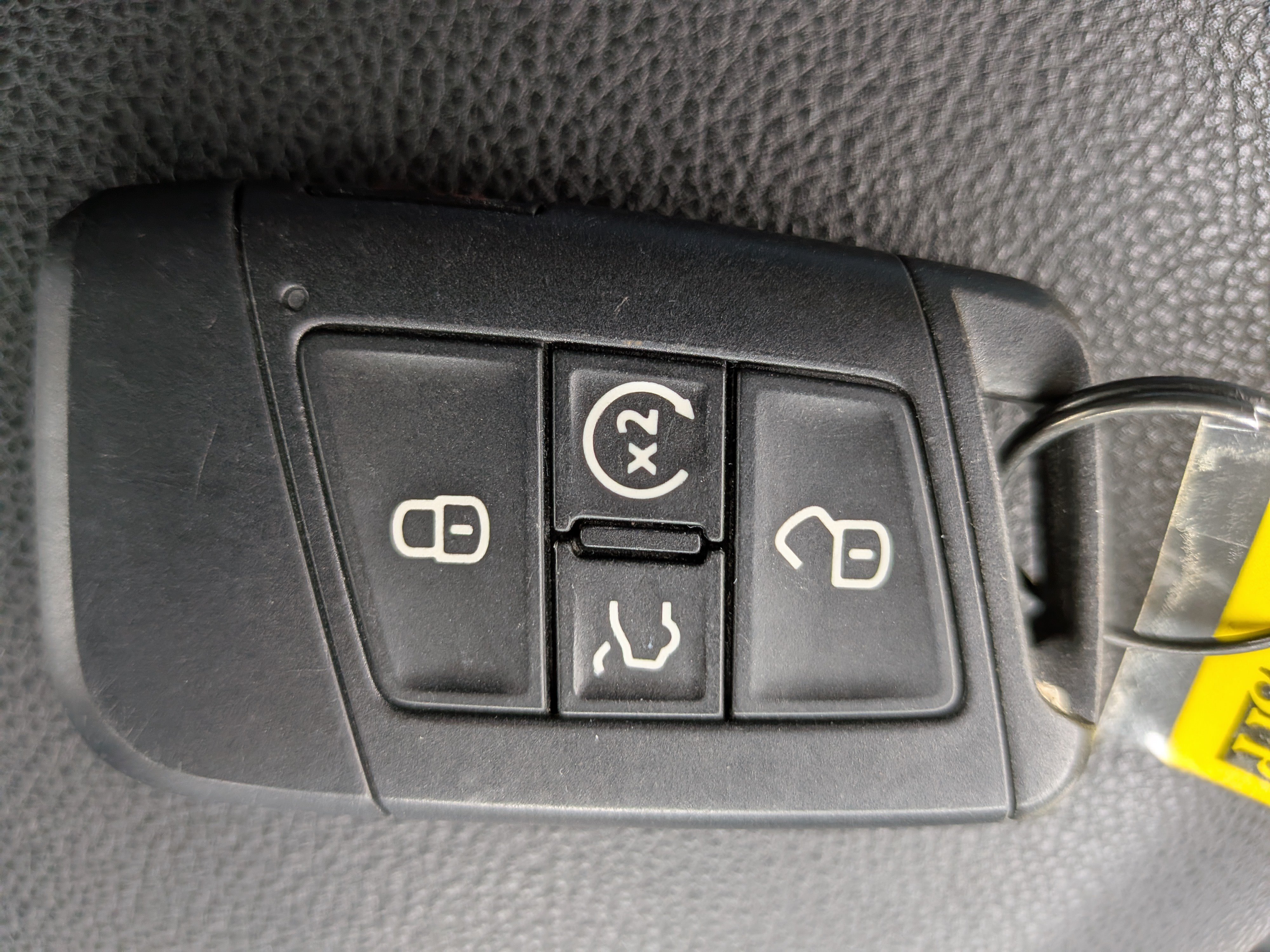 Used 2023 Volkswagen Jetta SE FWD image 29