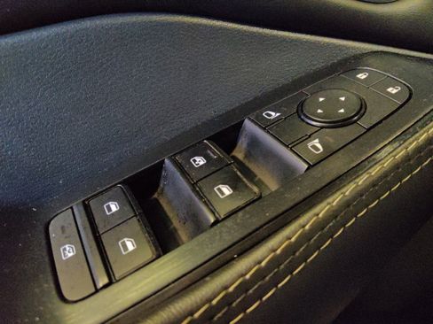 Used 2021 Nissan Rogue SV w/ Premium Package FWD image 27