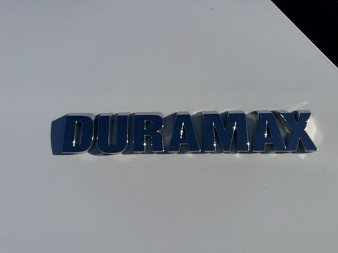 Used 2020 Chevrolet Silverado 1500 RST image 28