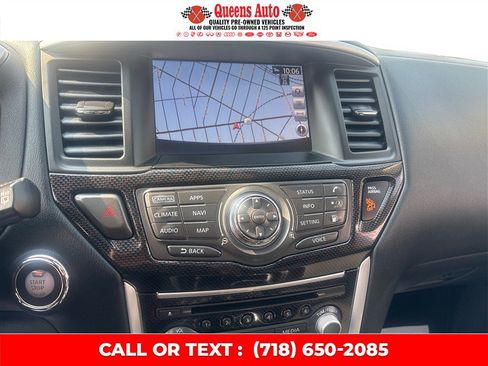 Used 2020 Nissan Pathfinder SL AWD/4WD image 15