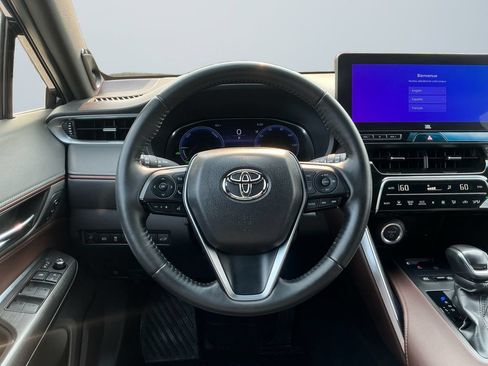 Used 2024 Toyota Venza Limited AWD/4WD image 13