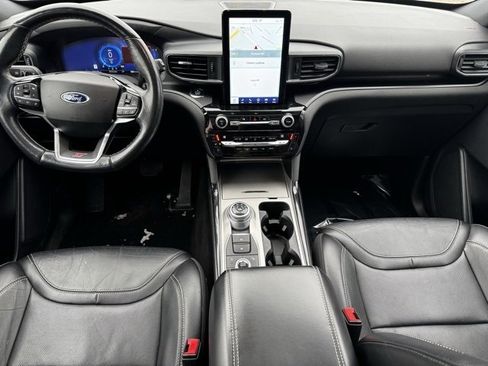 Used 2021 Ford Explorer ST w/ ST Street Pack image 13
