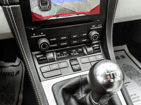 Used 2017 Porsche 718 Cayman image 18