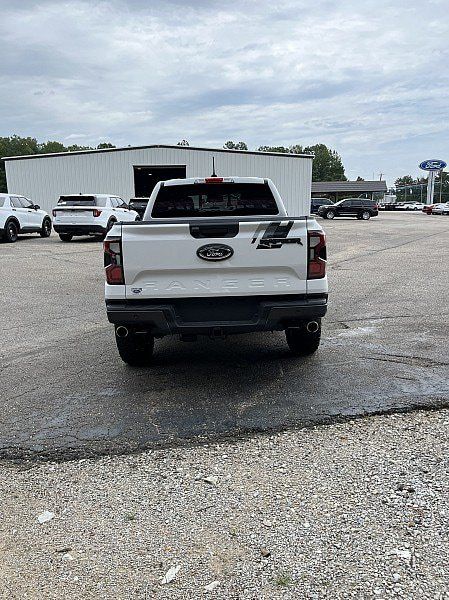 Used 2025 Ford Ranger Raptor AWD/4WD image 6