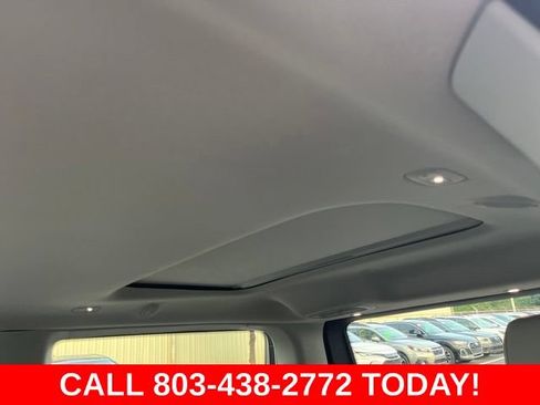Used 2023 Jeep Wagoneer Series III w/ Premium Group I AWD/4WD image 16