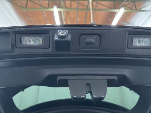 Used 2020 Jaguar I-PACE S image 15