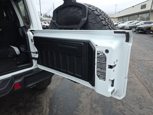 Used 2025 Jeep Wrangler Unlimited Rubicon 4xe w/ Convenience Group image 52