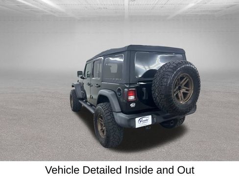Used 2021 Jeep Wrangler Unlimited Sport w/ Technology Group AWD/4WD image 9