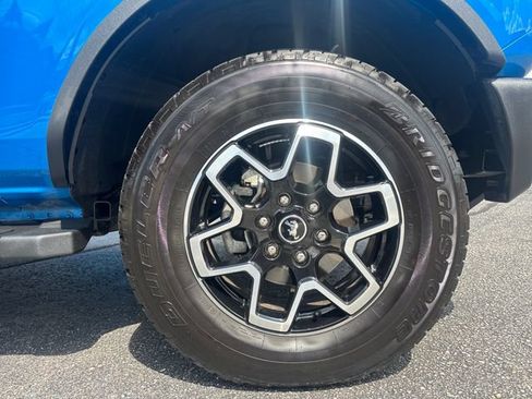 Used 2024 Ford Bronco Outer Banks AWD/4WD image 9