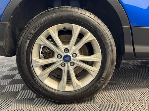 Used 2019 Ford Escape SE image 37