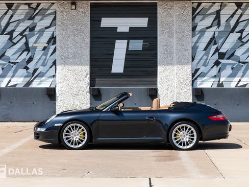 Used 2006 Porsche 911 Carrera image 8