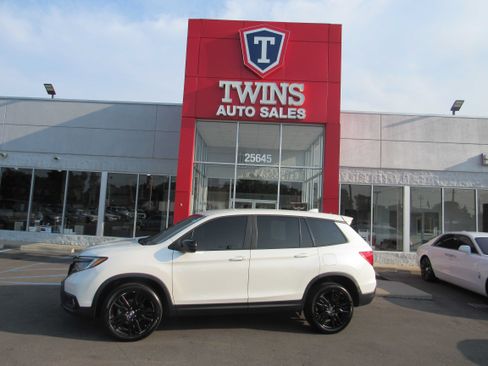 Used 2019 Honda Passport Sport image 1