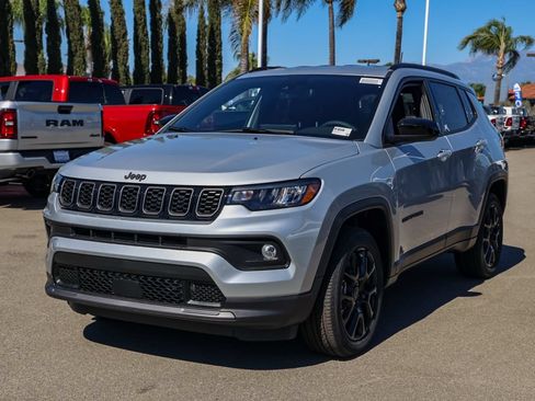 New 2026 Jeep Compass Latitude AWD/4WD image 8