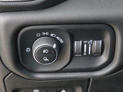 Used 2025 RAM 1500 Laramie w/ Sport Appearance Package image 17