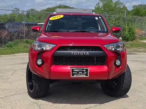 Used 2018 Toyota 4Runner SR5 Premium AWD/4WD image 4