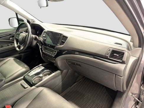 Used 2021 Honda Pilot Touring image 26