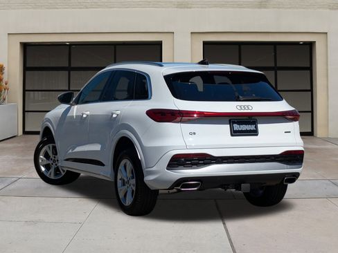 New 2025 Audi Q5 Premium image 3
