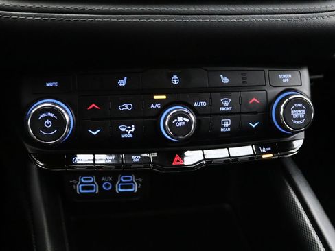 Used 2022 Dodge Durango GT AWD/4WD image 22