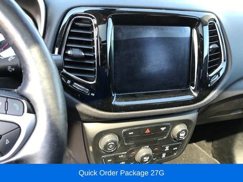 Used 2018 Jeep Compass Limited w/ Navigation Group AWD/4WD image 5