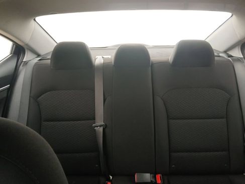 Used 2020 Hyundai Elantra SE w/ Cargo Package (C1) image 18