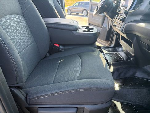New 2026 RAM 3500 Big Horn AWD/4WD image 14