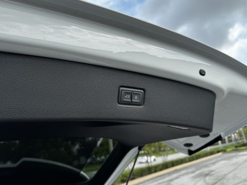 New 2026 Audi SQ7 Premium Plus AWD/4WD image 9