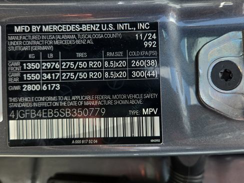 Certified 2025 Mercedes-Benz GLE 350 4MATIC image 21