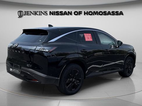 Certified 2025 Nissan Murano SV FWD image 3