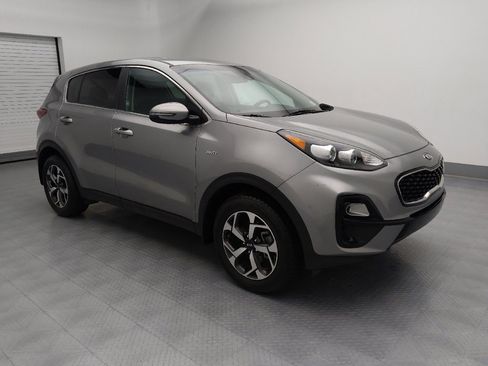 Used 2020 Kia Sportage LX w/ LX Popular Package image 11