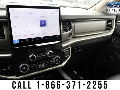 Used 2024 Ford Expedition XLT image 40
