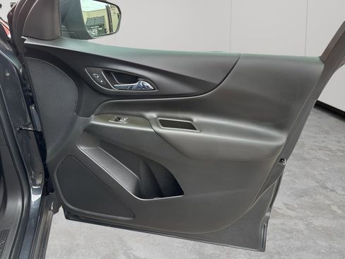 Used 2023 Chevrolet Equinox LT image 13