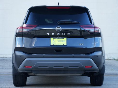 Used 2023 Nissan Rogue SV w/ SV Premium B Package FWD image 10