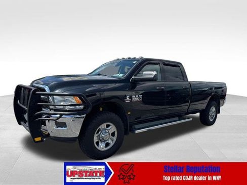 Used 2017 RAM 3500 Tradesman w/ Chrome Appearance Group AWD/4WD image 3