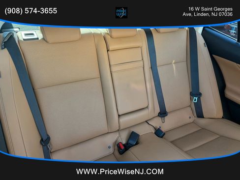 Used 2017 Lexus IS 300 F Sport image 23