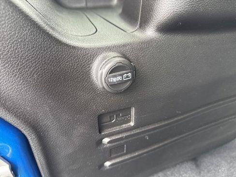 Used 2024 Jeep Wrangler Sport S image 6