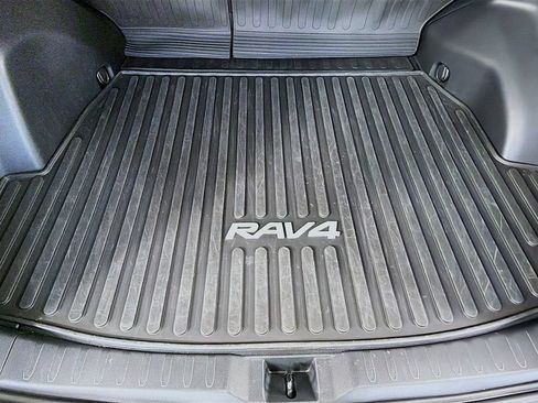 Used 2025 Toyota RAV4 LE AWD/4WD image 14