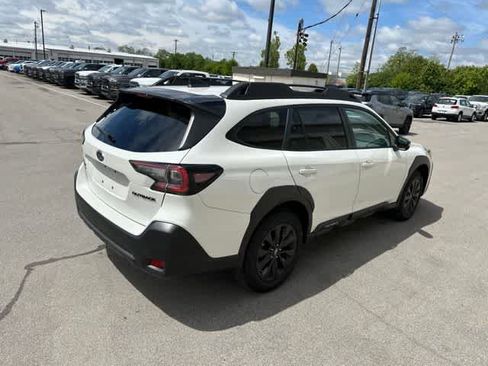 Used 2023 Subaru Outback Onyx Edition AWD/4WD image 22