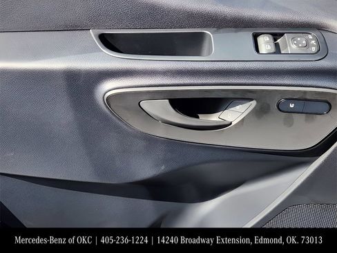 Used 2025 Mercedes-Benz Sprinter 2500 image 16